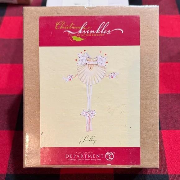 Department 56 Christmas Krinkles Scallop Ornament NWT - Picture 1 of 3